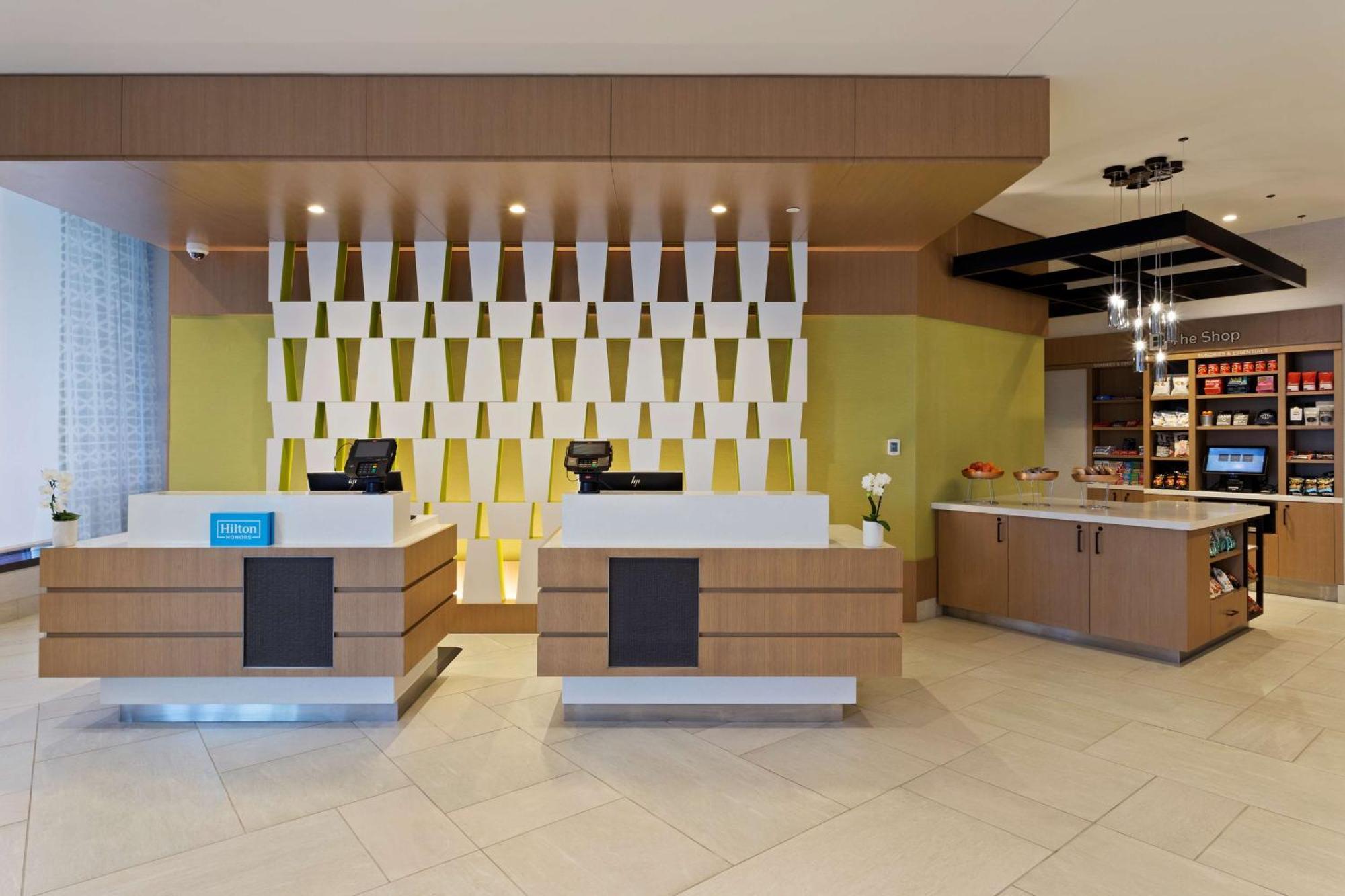 Hilton Garden Boston Brookline, Ma 3* Brookline