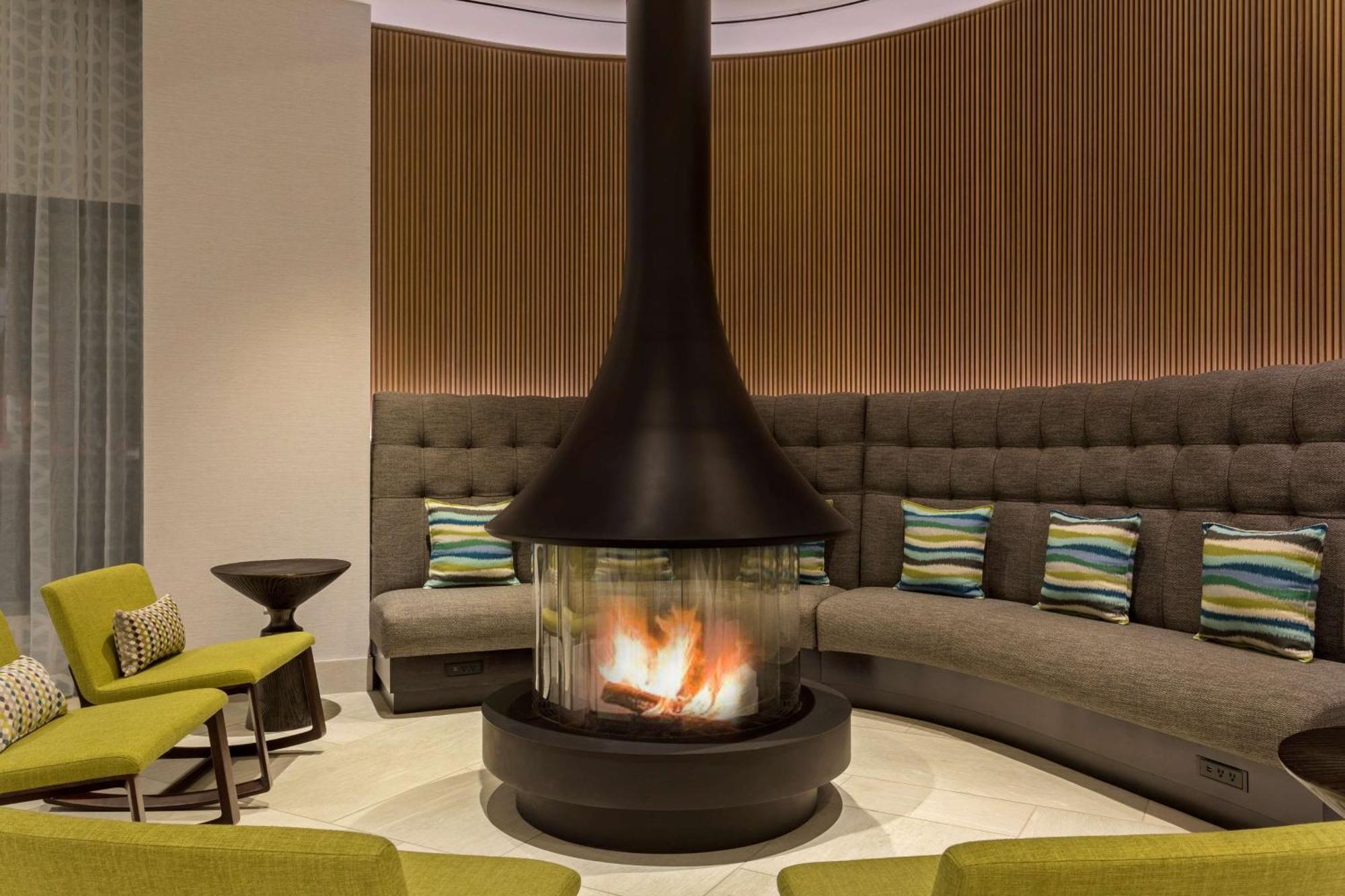 Hilton Garden Boston Brookline, Ma