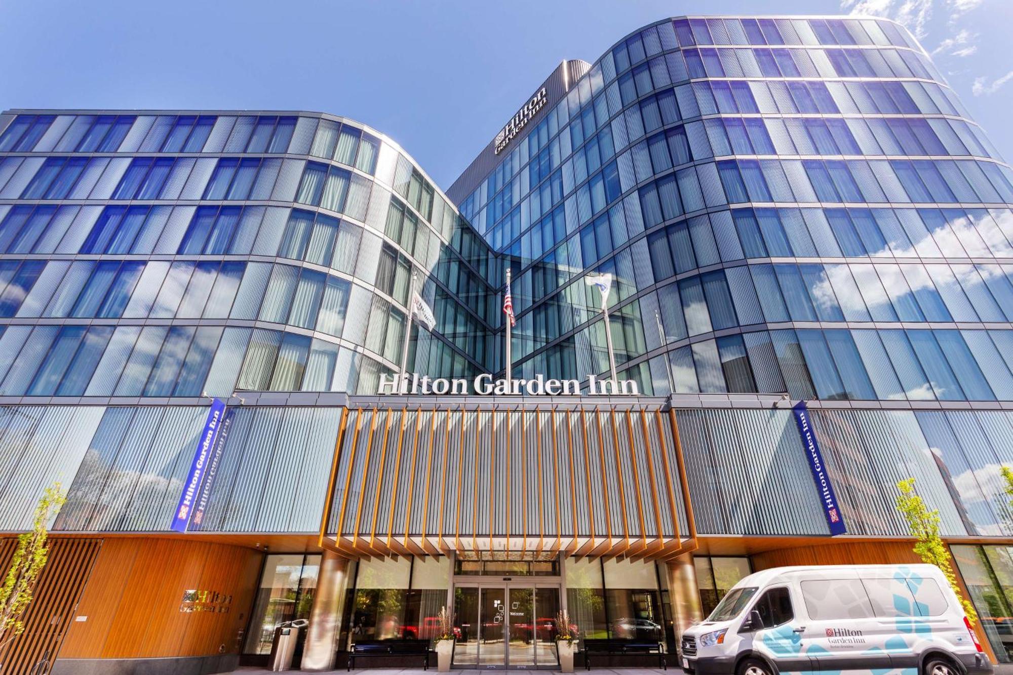 Hilton Garden Boston Brookline, Ma 3* Brookline